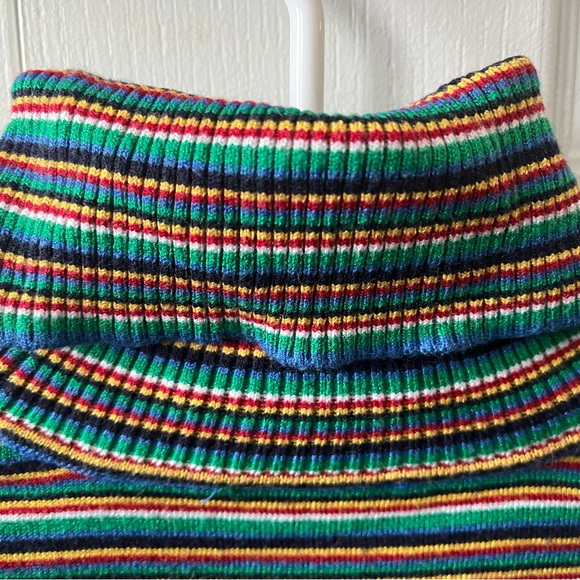 Fun Simons Le 31 unisex rainbow turtleneck sweater size small w/ ribbed details - Picture 2 of 5